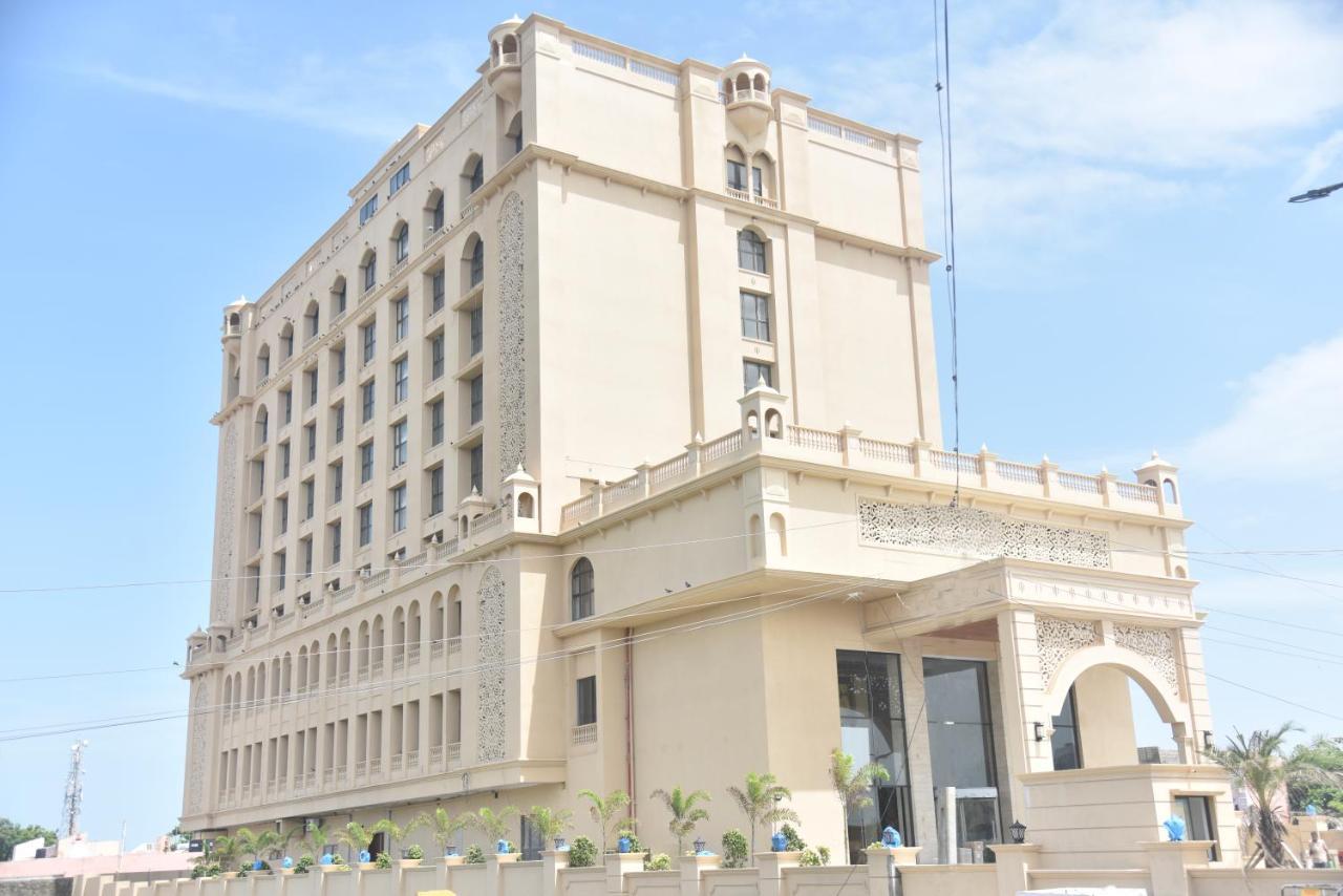 Lemon Tree Premier, Dwarka Hotel Exterior foto